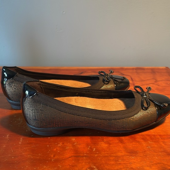 Black/bronze Women's Flats Clark’s size 5 - Picture 4 of 8